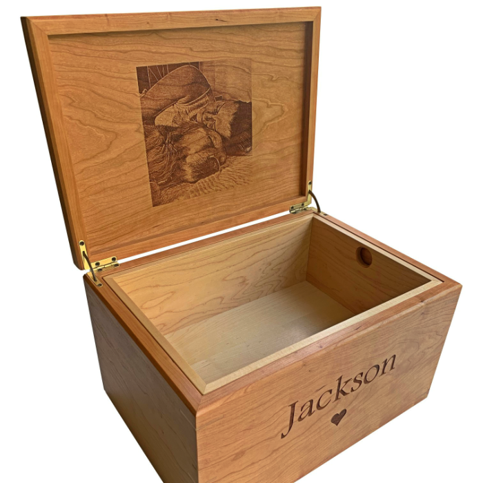 Legacy Extra Large Size Keepsake Box – Personalized – Cherry with Hard Maple Tray